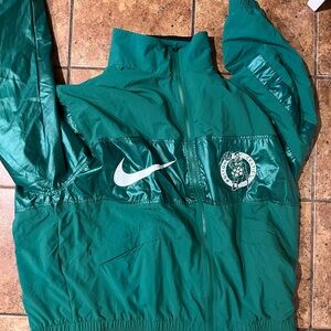 Boston Celtics Nike Green Windbreaker Jacket